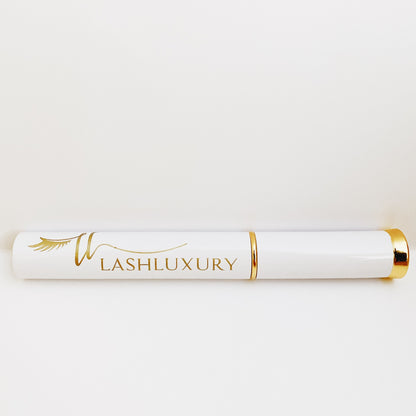 LashLuxury is proud to offer a natural eyelash serum that you can use to boost your lashes.